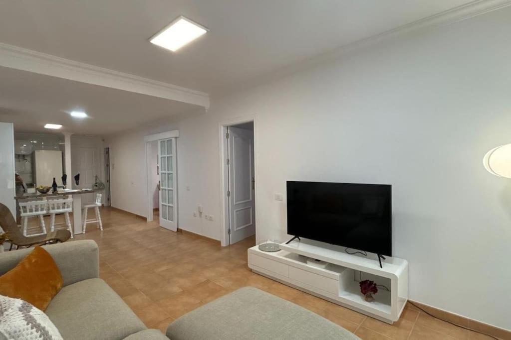 Ferienwohnung Atardecer En Playa Sardina Exterior foto